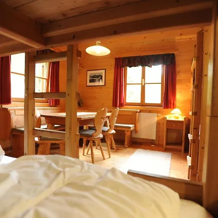 Galsterbergalm Jagdhuette 펜션